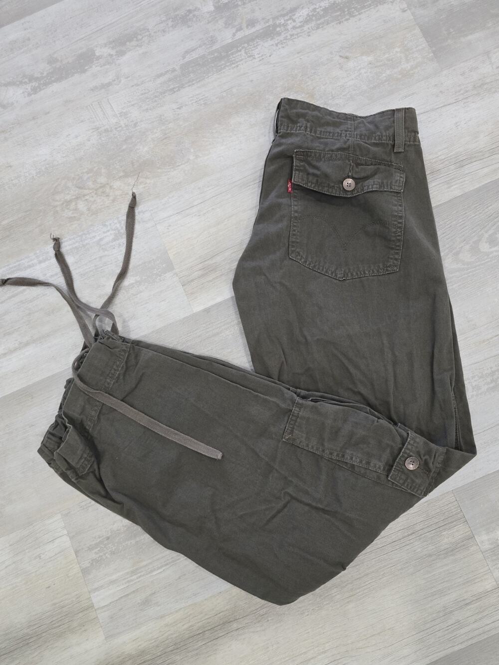 VTG 2003 Levi's Sykes 7-Pocket Cargo Pants Womens M Olive Green Wide Leg Y2K EUC